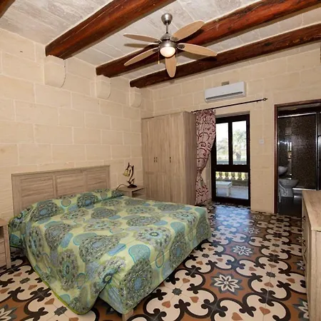 Holiday home 5 Bedroom With Private Pool Gharb (Gozo)