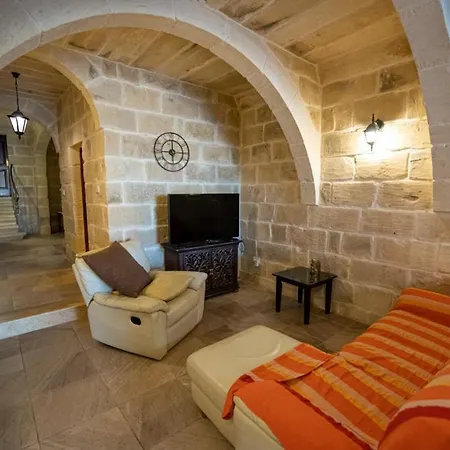 5 Bedroom With Private Pool Nyaraló